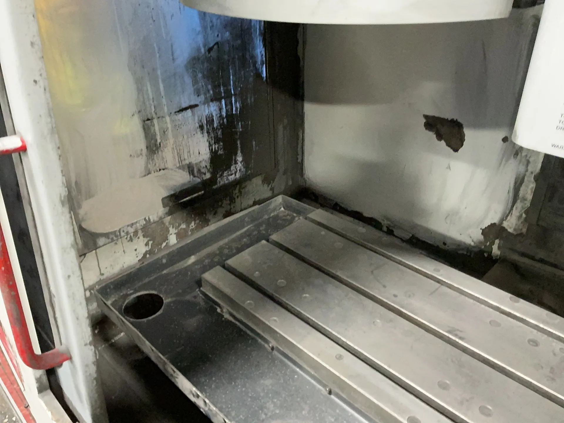 Haas #VF-1, CNC vertical machining center, 14" x 26" capacity, 20 position tool changer, Haas vector drive - Image 4