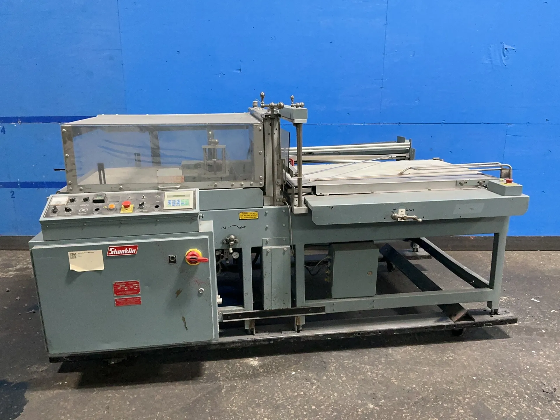 Shanklin #CF-3, side seal shrink wrapper, 22.5" and 29" conveyor belts, 60 PSI., 20 A - Image 1