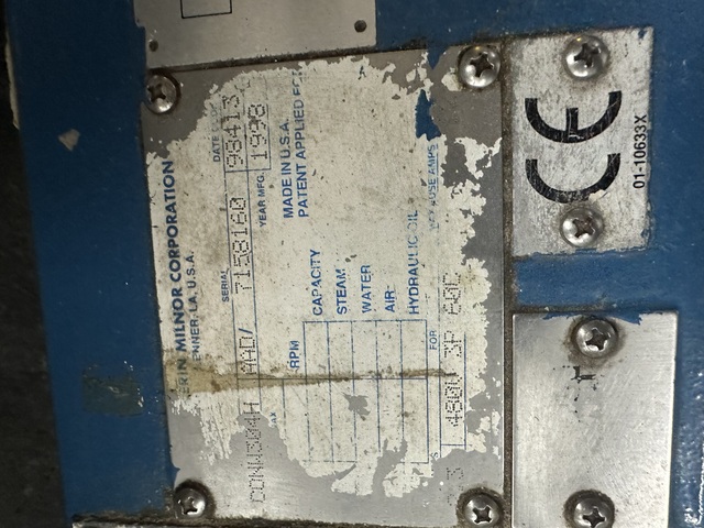 Milnor #CONW304H, Loading/Weighing Conveyor, 4-pocket, 480 Volt, 1998 - Image 4