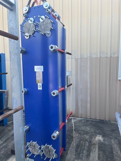 1622 sq.ft., 149 psi, Alfa-Laval #TL15-BFG, plate heat exchanger, 150°F, 304 Stainless Steel plates, .0157" - Image 2