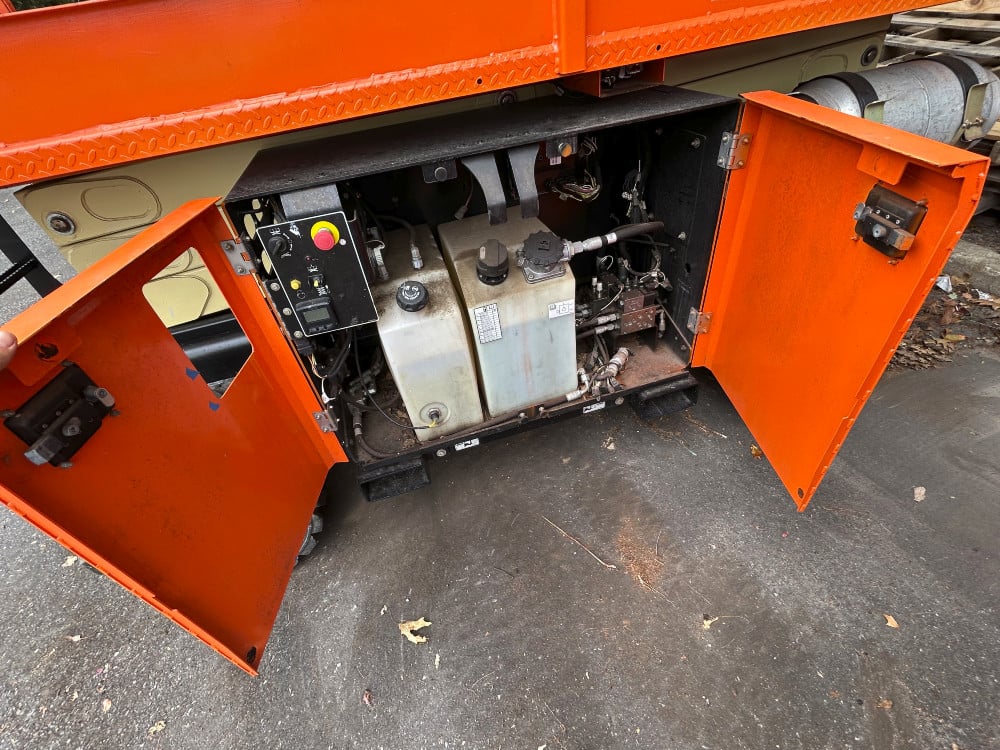 3x -----JLG RT2669 Rough Terrain Scissor Lift- 2021 diesel - Image 4
