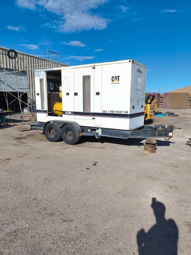 320 KW Caterpillar #XQ350, mobile diesel generator set, 400 kVA, 3406 engine, 387 HP, 120/240/480 Volts - Image 6