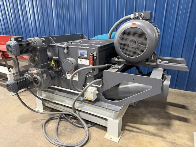 Vecoplan #VTH-85/12/2, horizontal wood grinder, 5" x 34" infeed opening, 5600 PPH, 390 RPM, 100 HP, (44) - Image 9