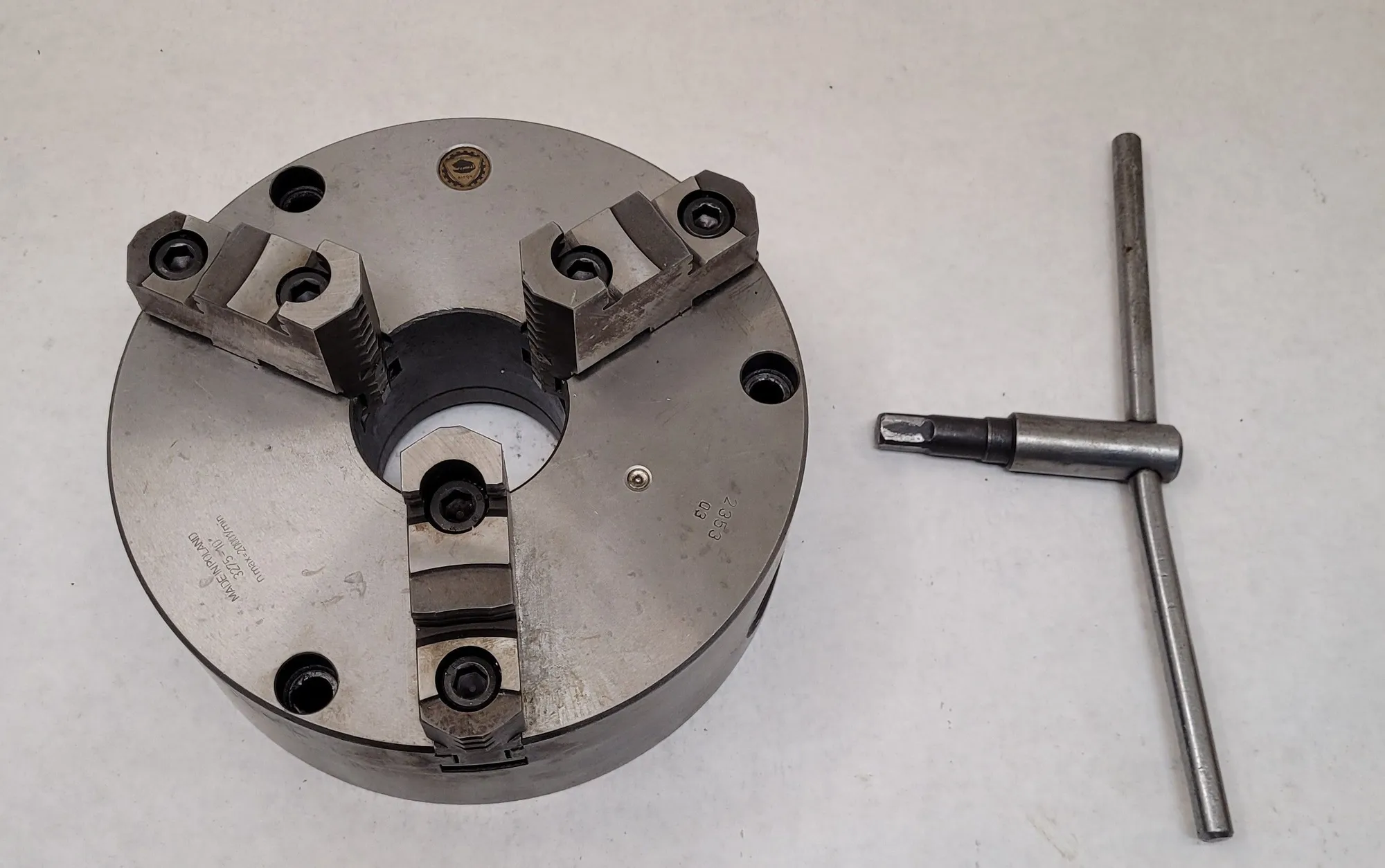 10" Bison #2353, 3-jaw lathe chuck, plain back - Image 1