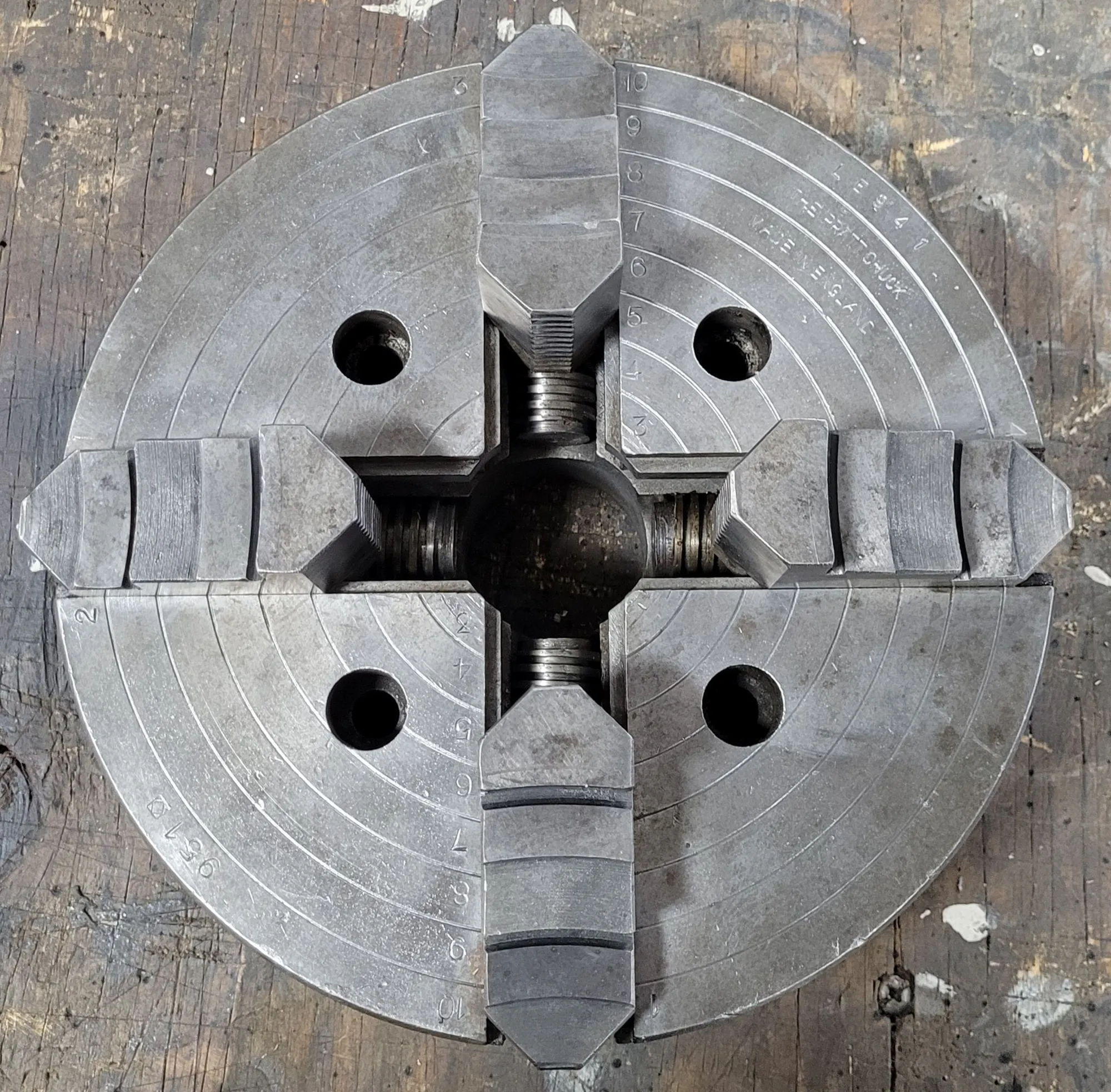 10" Pratt & Whitney Burnerd, 4-jaw lathe chuck, flat back - Image 1