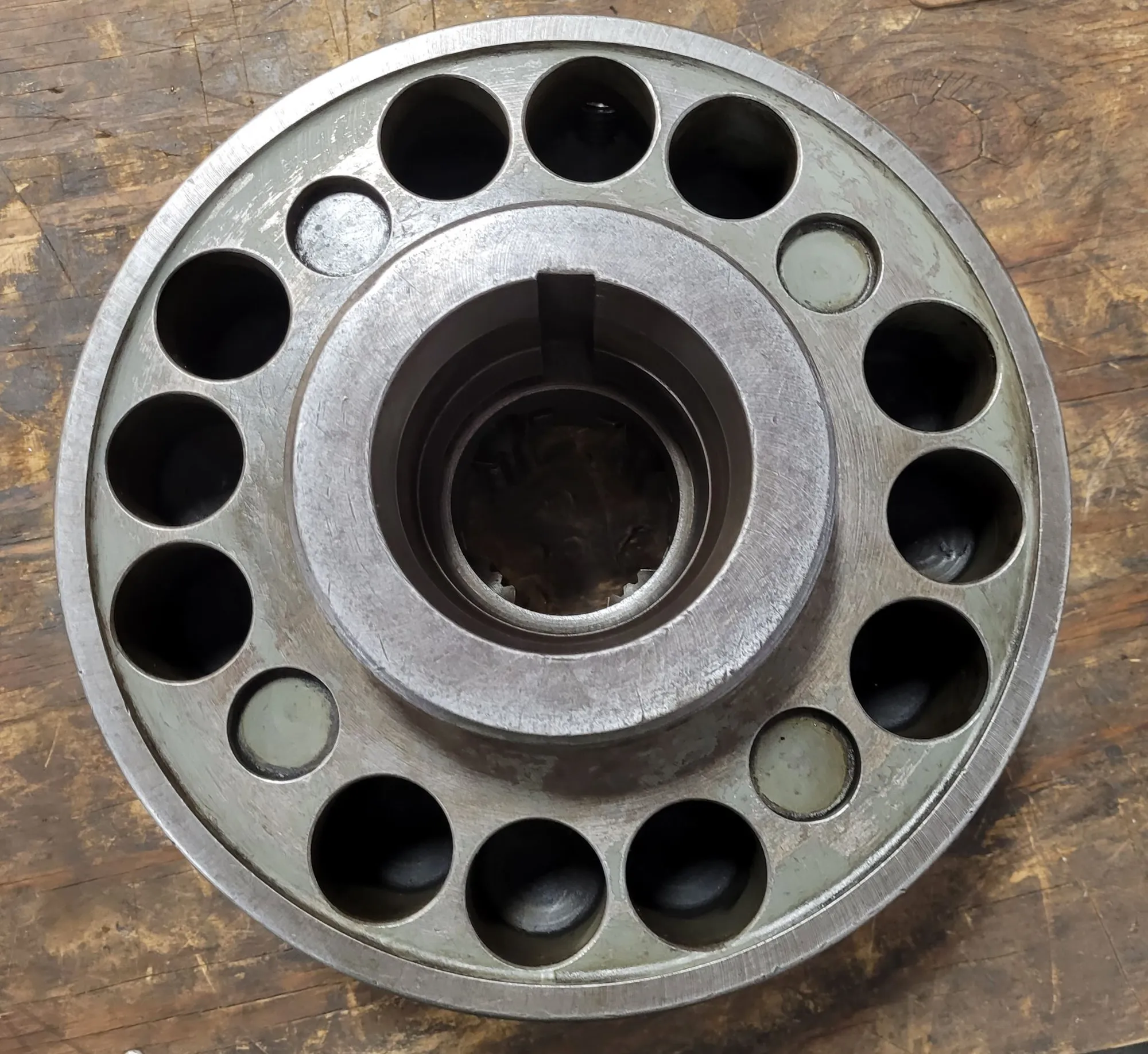 12" Horton #16OCL1/PL522, 4-jaw lathe chuck, L1 mount - Image 7