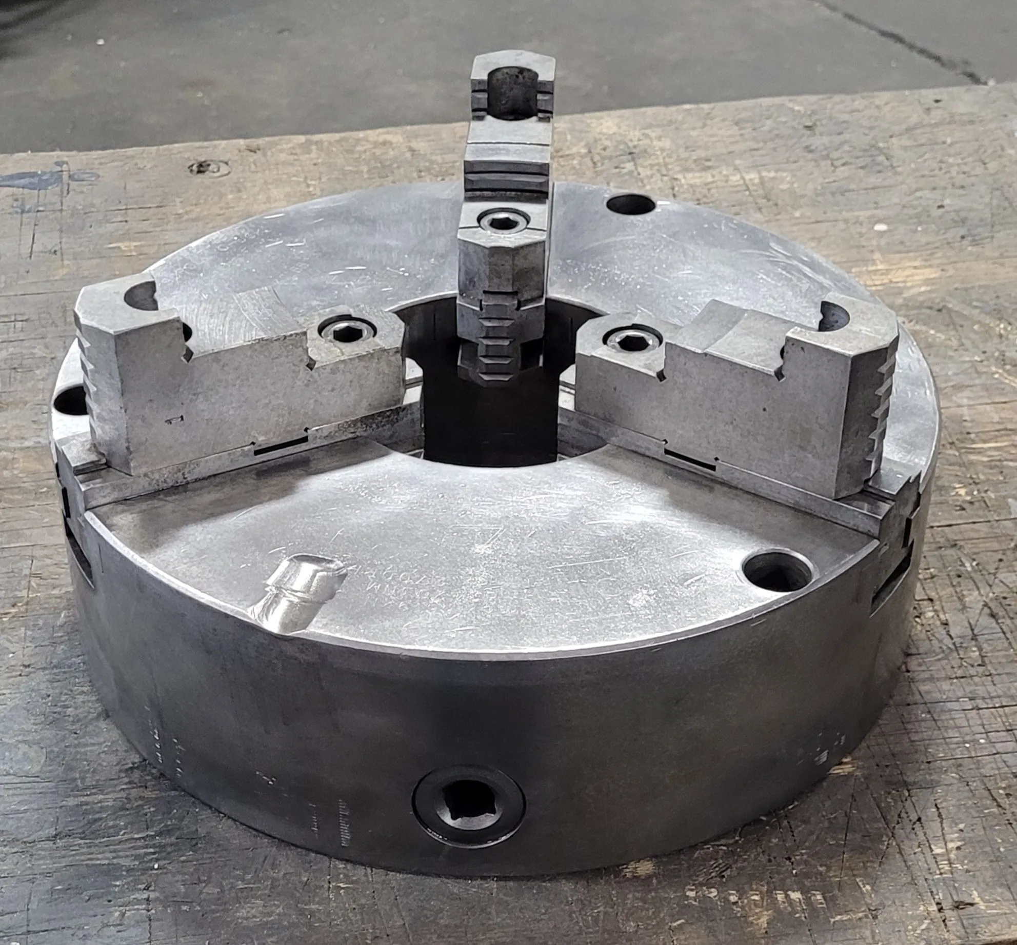 12" Pratt & Whitney Burnerd #9210-03215, 3-jaw scroll lathe chuck, plain back - Image 2