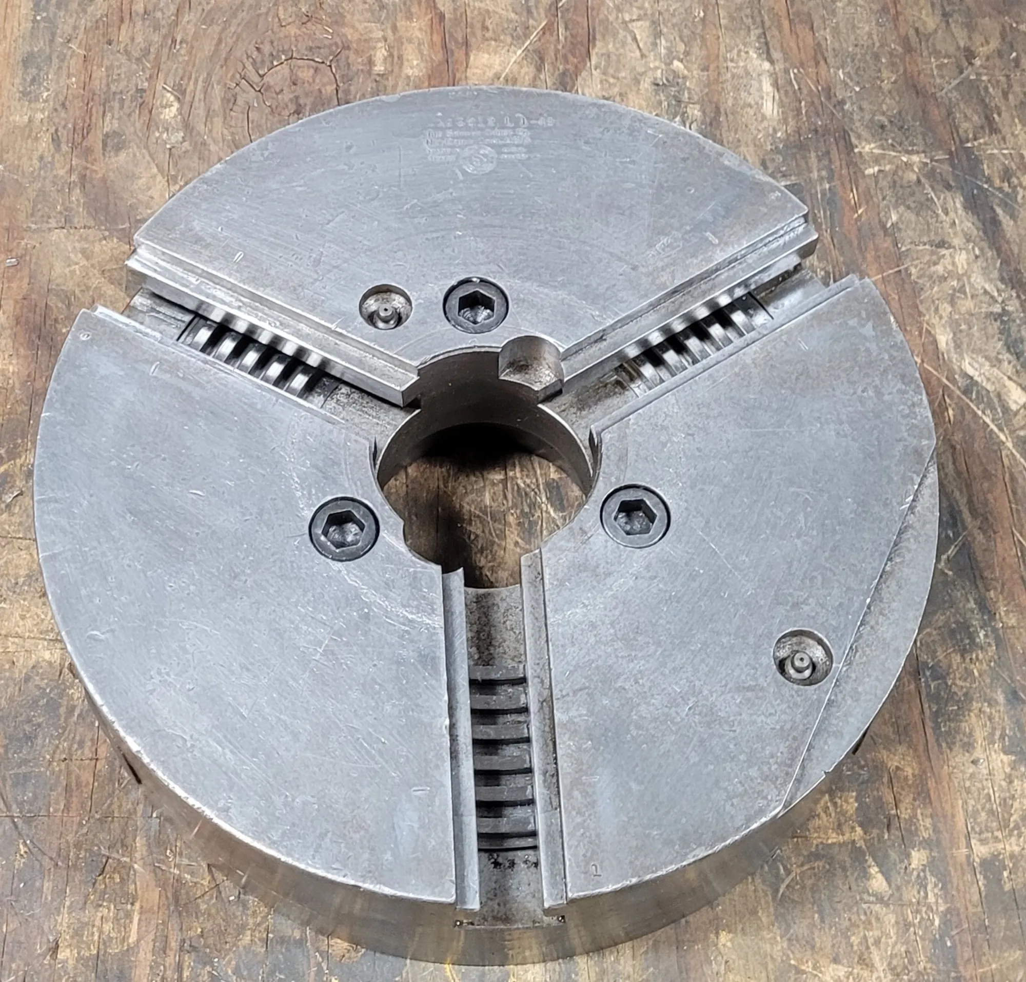 12" Skinner #3912, 3-jaw lathe chuck - Image 2