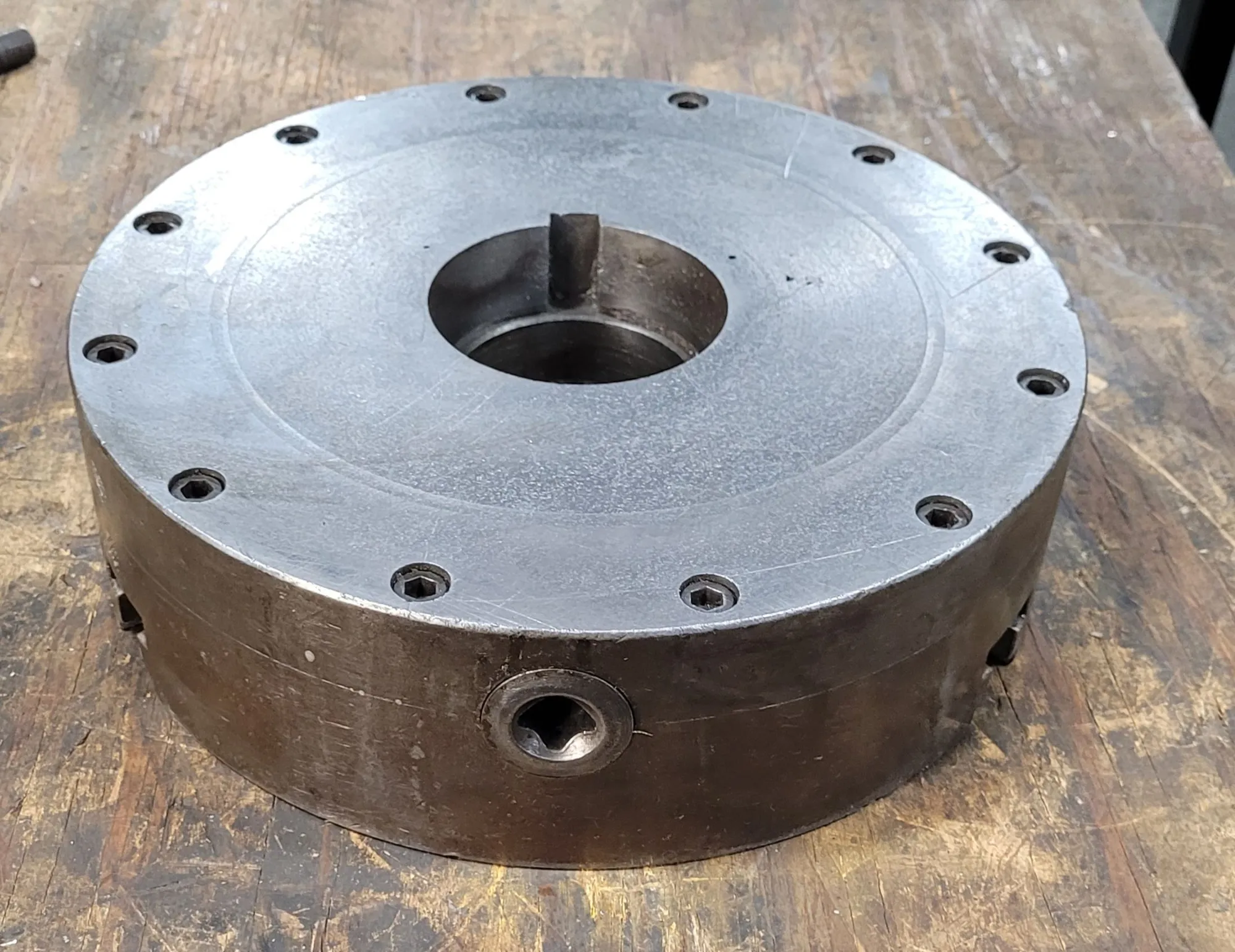12" Skinner #3912, 3-jaw lathe chuck - Image 5