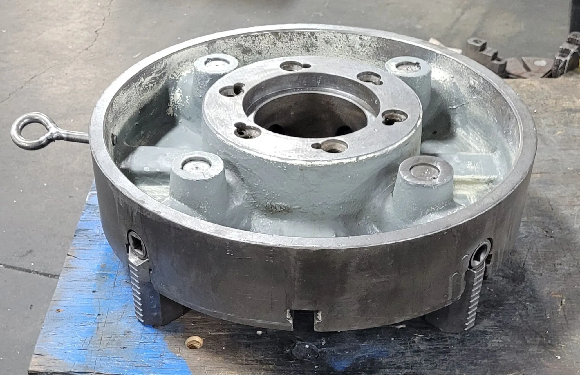 17-1/2" Bison, 4-jaw lathe chuck, D1-8 camlock mount - Image 5