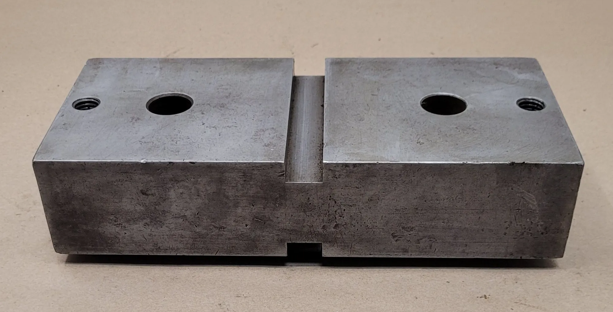 Anchor, vise, 9" L x 4" width x 2" H - Image 6