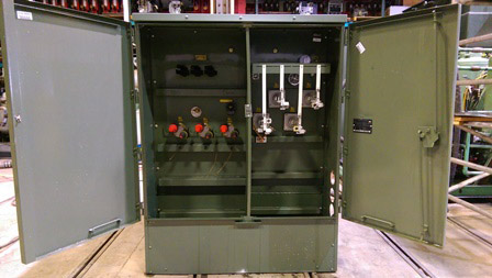 750 kVA, 4160 DELTA Primary, 208/120 WYE Secondary, Howard, Radial Feed, Dead Front Pad-Mount - Image 2