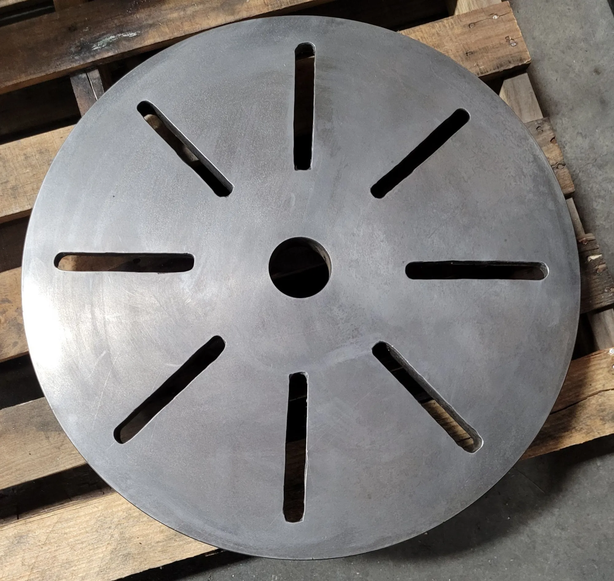 22" lathe face plate, D1-6 mount, 2-1/2" thru hole, 6 pins - Image 4