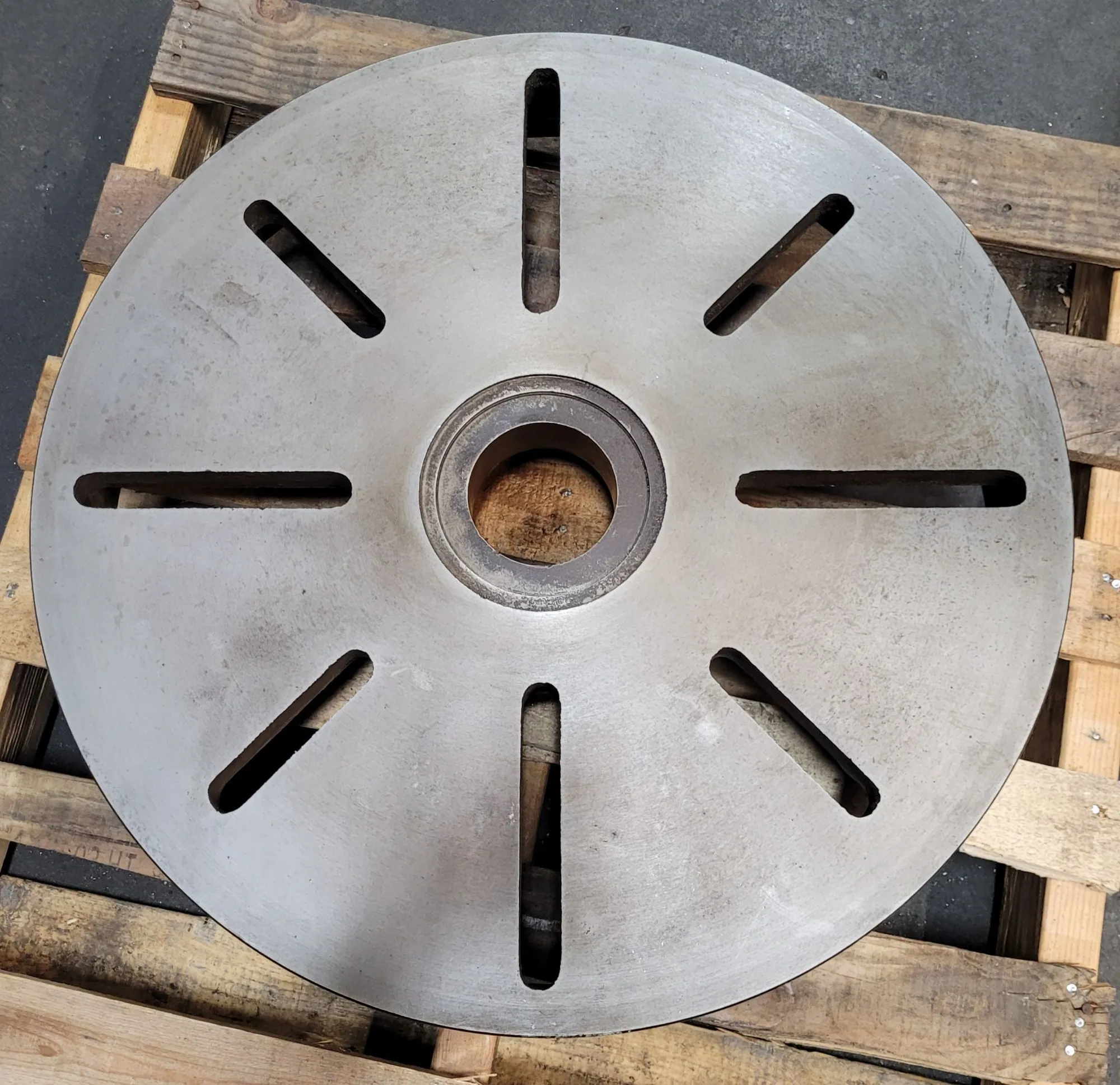 24" lathe face plate, D1-8 mount, 3 pins, 3-1/2" thru hole - Image 2