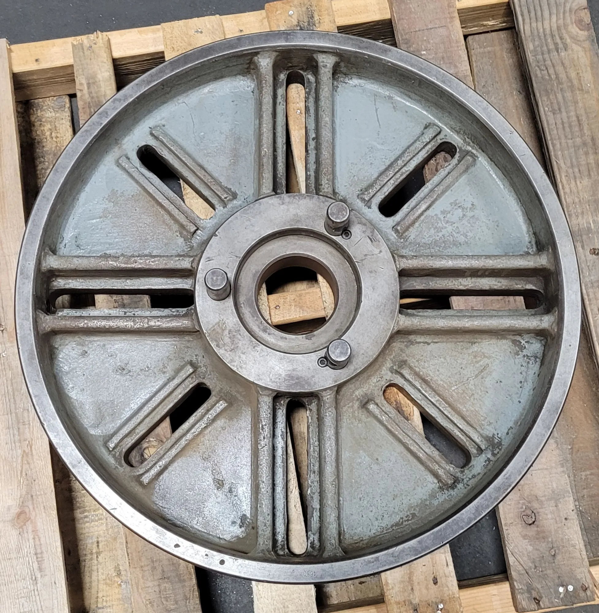 24" lathe face plate, D1-8 mount, 3 pins, 3-1/2" thru hole - Image 10