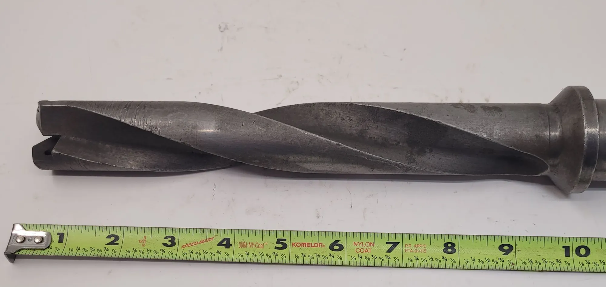 Sandvik, indexable coolant drill, 1.35" cut diameter, 1.5" shank diameter, 13" OAL - Image 1