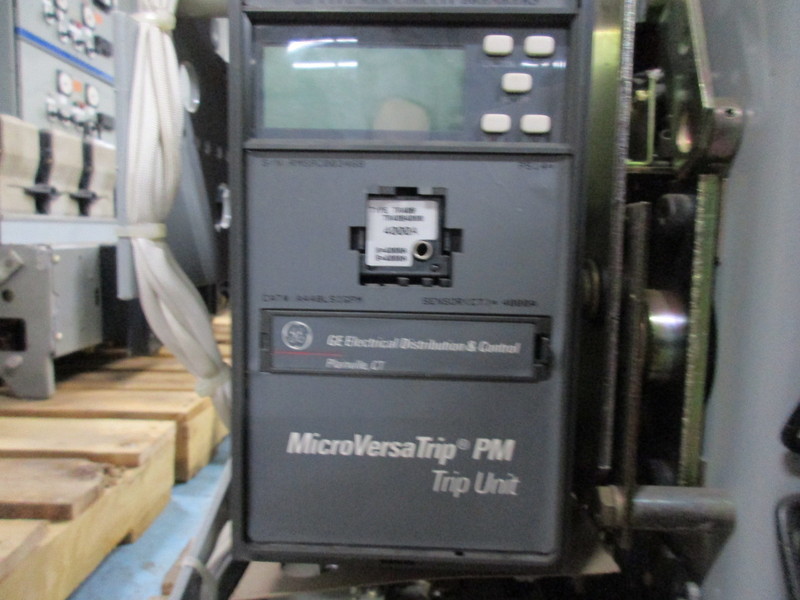 4000 Amps, General Electric, akr- 10f-100, electrically operated, drawout - Image 3