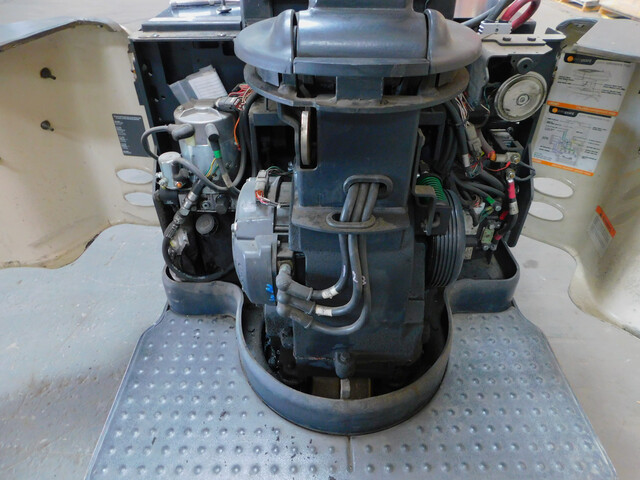 8000 lb. Crown #PE4500-80, electric rider pallet jack, 96" forks, 24 V., 5218 hours - Image 7