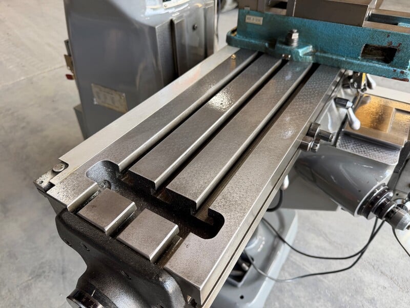 Bridgeport #Series-I, vertical mill, 9" x48" tbl., 2 HP, 36" X, 12" Y, 16" Z, 60-4200 RPM, R-8, variable - Image 6