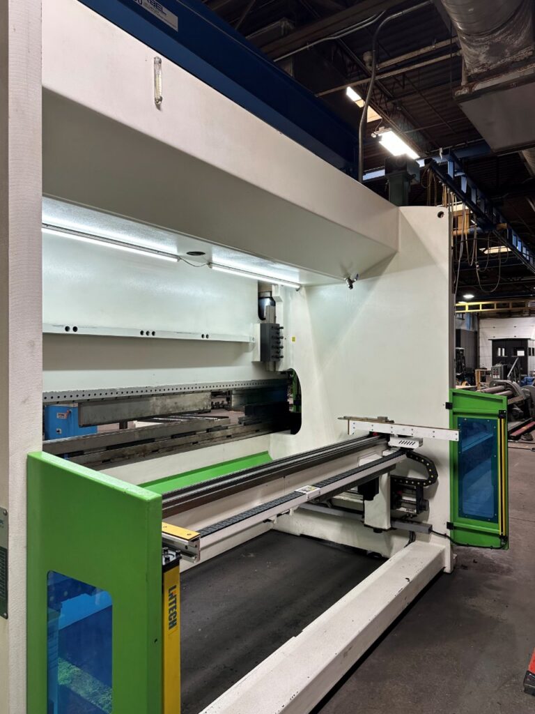 350 Ton, Accurl #Genius-350T, CNC press brake, Delem DA66T CNC Control, CNC crowning, 2021 - Image 4
