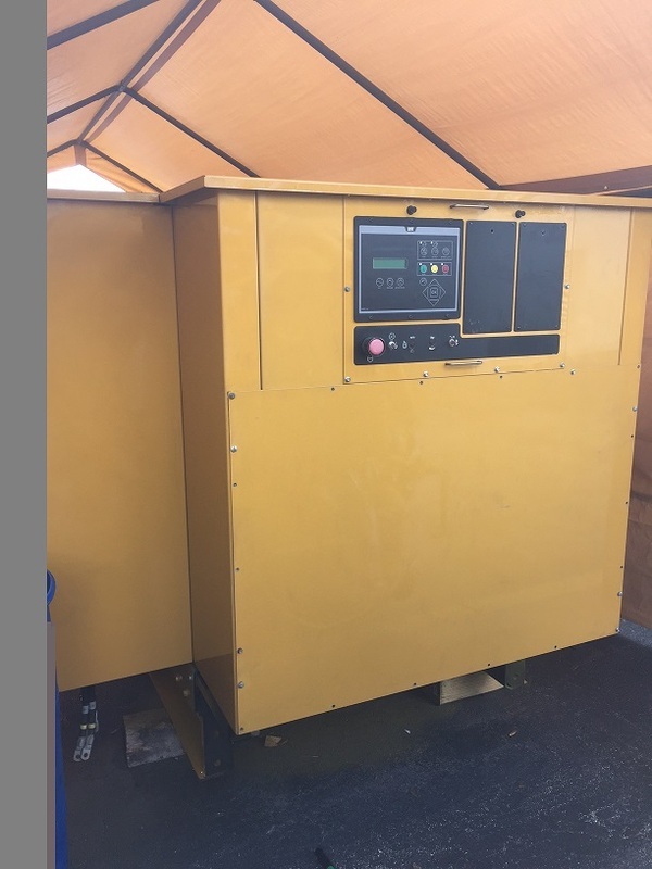 800 KW Caterpillar #C27, open industrial generator set, 1000 KVA standby, 480V., 1800 RPM, 2009 - Image 4