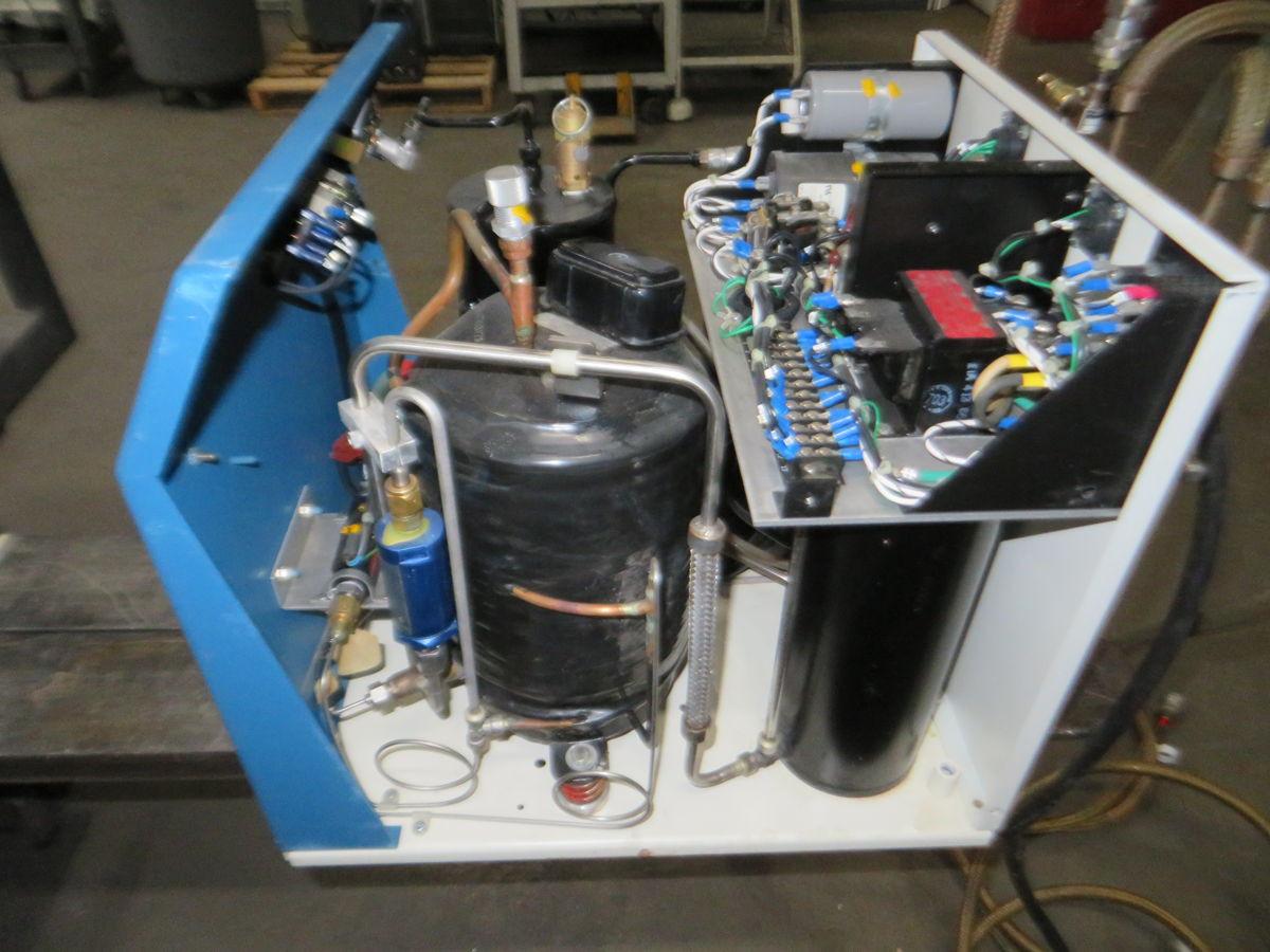 APD Cryogenics #HC-4, Water Cooled Cryogenic Compressor, 220 V., 1 Ph. - Image 5