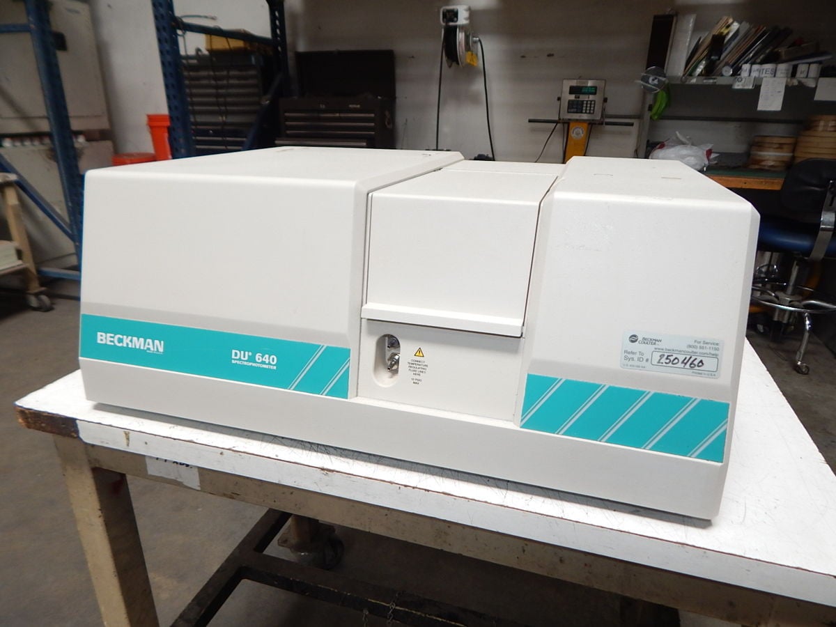 Beckman Instruments #DU-640, Spectrophotometer, 120/240 V., 1 Ph. - Image 1