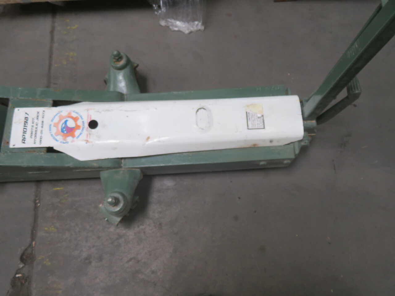 20 Ton, GMS Industrial Supply #AP101987, Hydraulic Floor Jack - Image 4