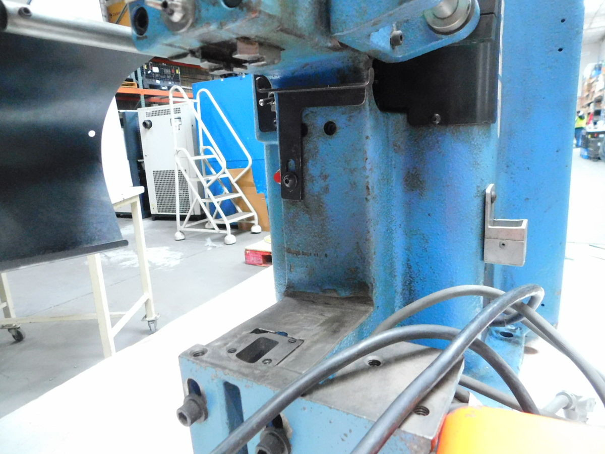 AMP #565435-5, Crimping Press, 120 V., 1 Ph. (2 available) - Image 3