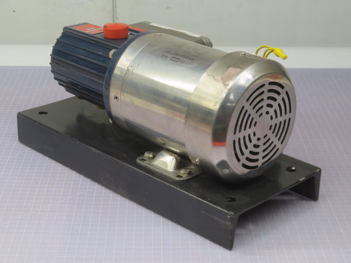 1 GPM Hydra-Cell #M03BASGSFEMA, Triplex Diaphragm Pump, 1000 PSI., 0.33 HP, 115/230 V. - Image 1