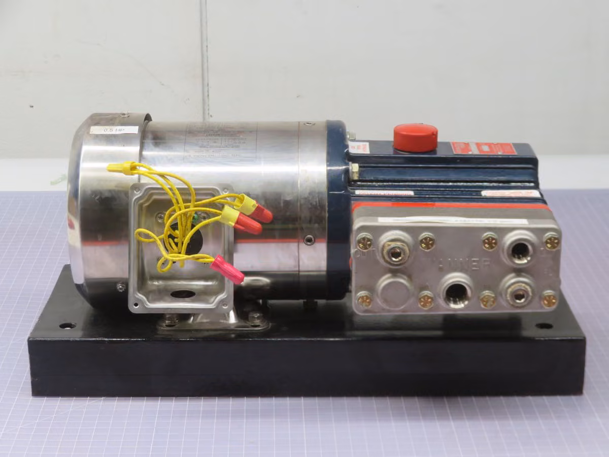 1 GPM Hydra-Cell #M03BASGSFEMA, Triplex Diaphragm Pump, 1000 PSI., 0.33 HP, 115/230 V. - Image 3