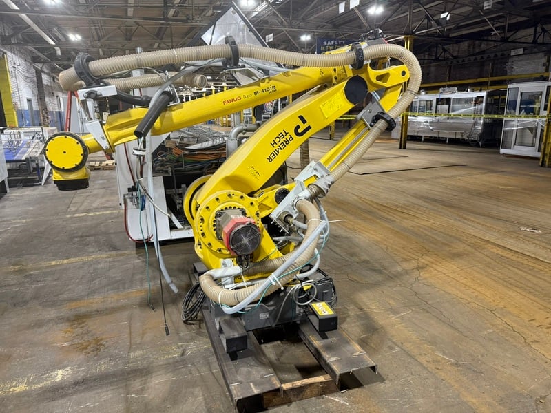 Fanuc, M-410iB/140H, 5-Axis Palletizing Robot, 140 kg payload, 112.2" max. reach, 1,900 cycles/hr, R-30iB - Image 3