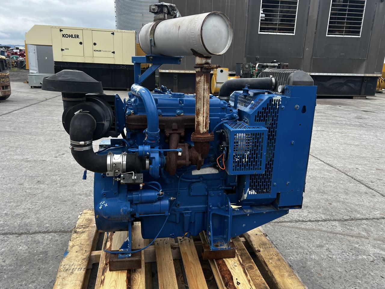 110 HP Caterpillar #C4.4, Mechanical Diesel Engine Power Unit, radiator, air cleaner & controls, 11-1/2" - Image 5