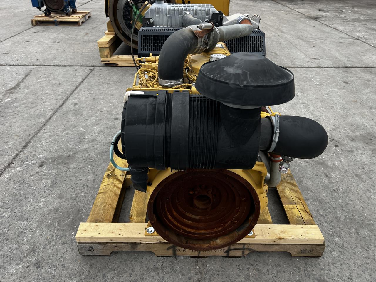 130 HP Caterpillar #C4.4, Industrial Diesel Engine Power Unit, radiator & air cleaner, 11-1/2" flywheel - Image 2