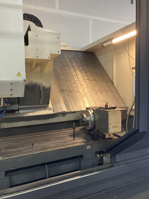 MAG Cincinnati #FTV-840-2500, CNC Vertical Machining Center, 98" X, 31" Y, 39" Z, 120" x 32" table, 10,000 - Image 2