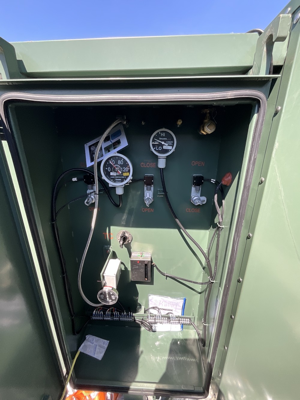 3000 kVA 34500 Delta Primary, 480Y/277 Secondary, PAD, NEW(39 available, immediate shipment available) - Image 4