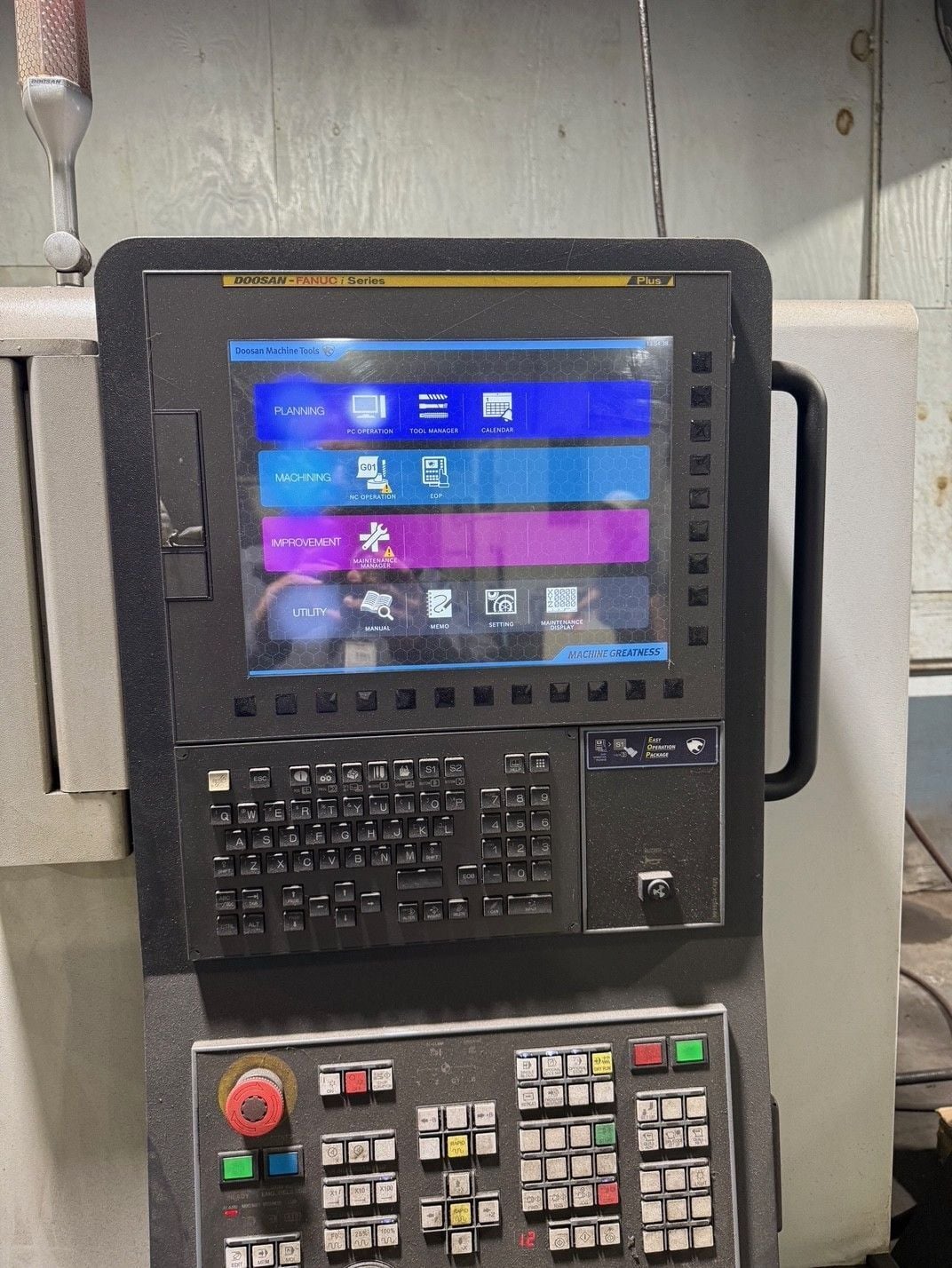 Daewoo Doosan #LYNX-2100LB, CNC Lathe, 13.8 diameter x 21.6" L, 2.6" bar, 2.7" bore, 20 HP, 4500 RPM, 12 - Image 4