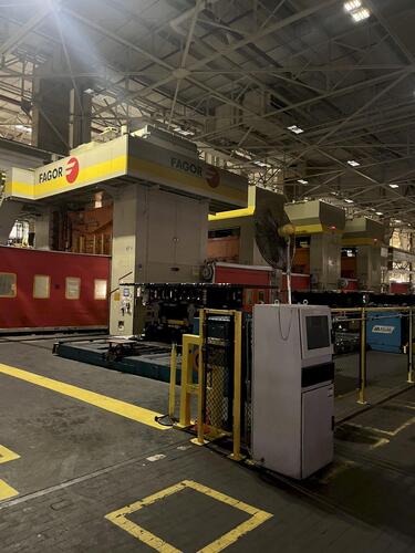 1500 Ton, Fagor #LE4-1500-400-2500, link drive lead press w/ (3) 1000 Ton Danly #U4-1000-180-96 underdrive - Image 3