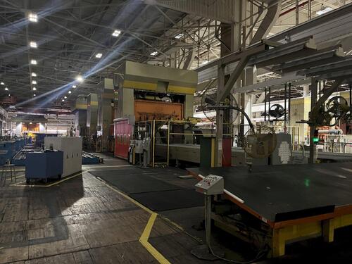 1500 Ton, Fagor #LE4-1500-400-2500, link drive lead press w/ (3) 1000 Ton Danly #U4-1000-180-96 underdrive - Image 4