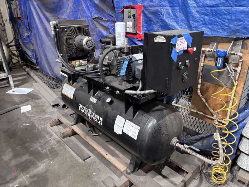 7.5 HP Campbell Hausfeld #0, horizontal tank commerical air compressor, 218 psig - Image 1