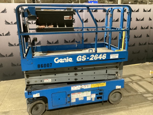 1000 lb. Genie #GS-2646, electric scissor lift, 2 person capacity, self propelled propulsion, 2007 - Image 1
