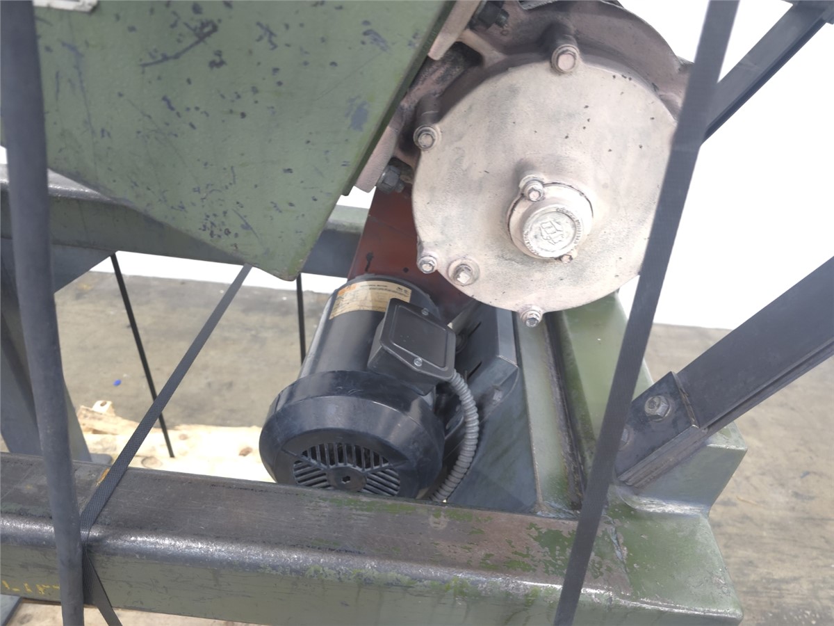 16" x 55" MGB Engineering, Stainless Steel single stage classifier, 1/8" screen, 1 HP, 16" deck width - Image 4