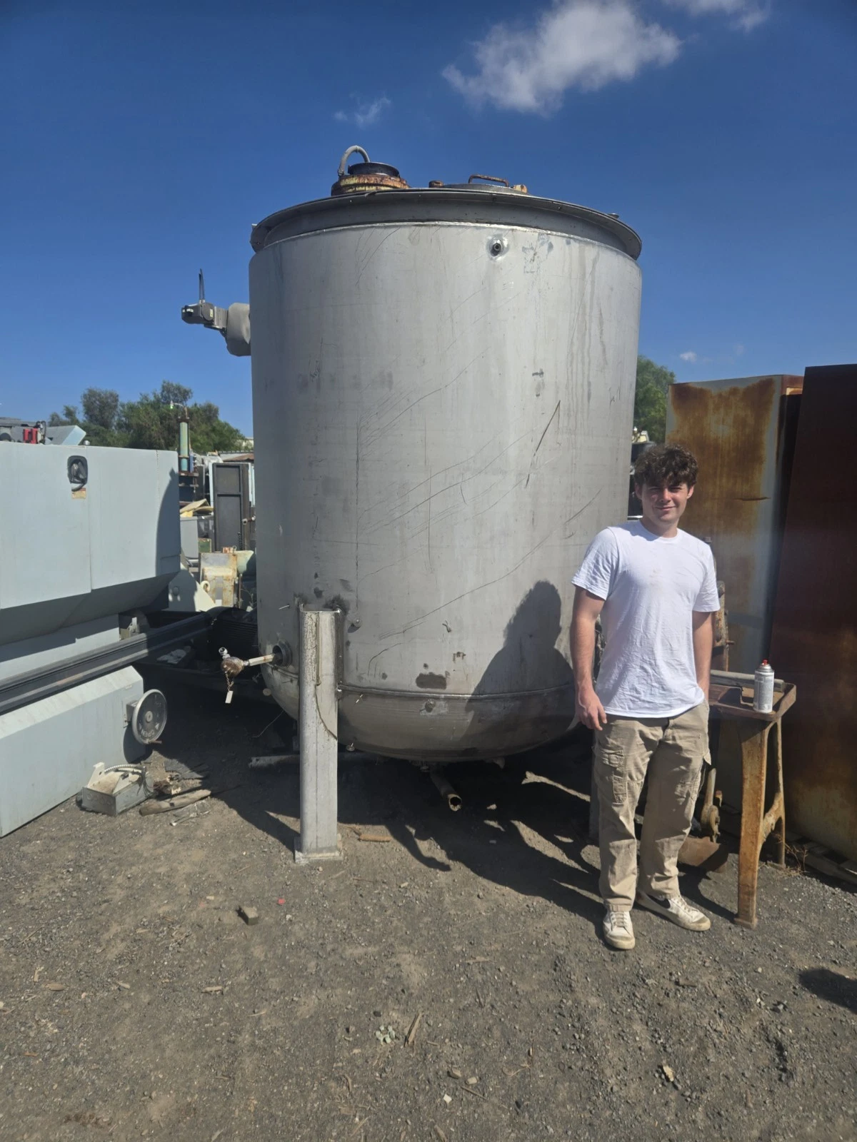 1500 gallon Stainless Steel mixing tank, 6' x 8' - Image 2
