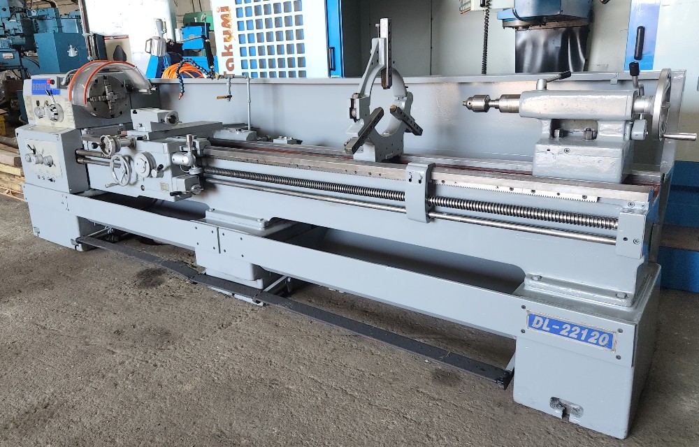 22" x 120" Birmingham #DL22120, lathe, 4-jaw 12" chuck, taper attachment, coolant system - Image 1