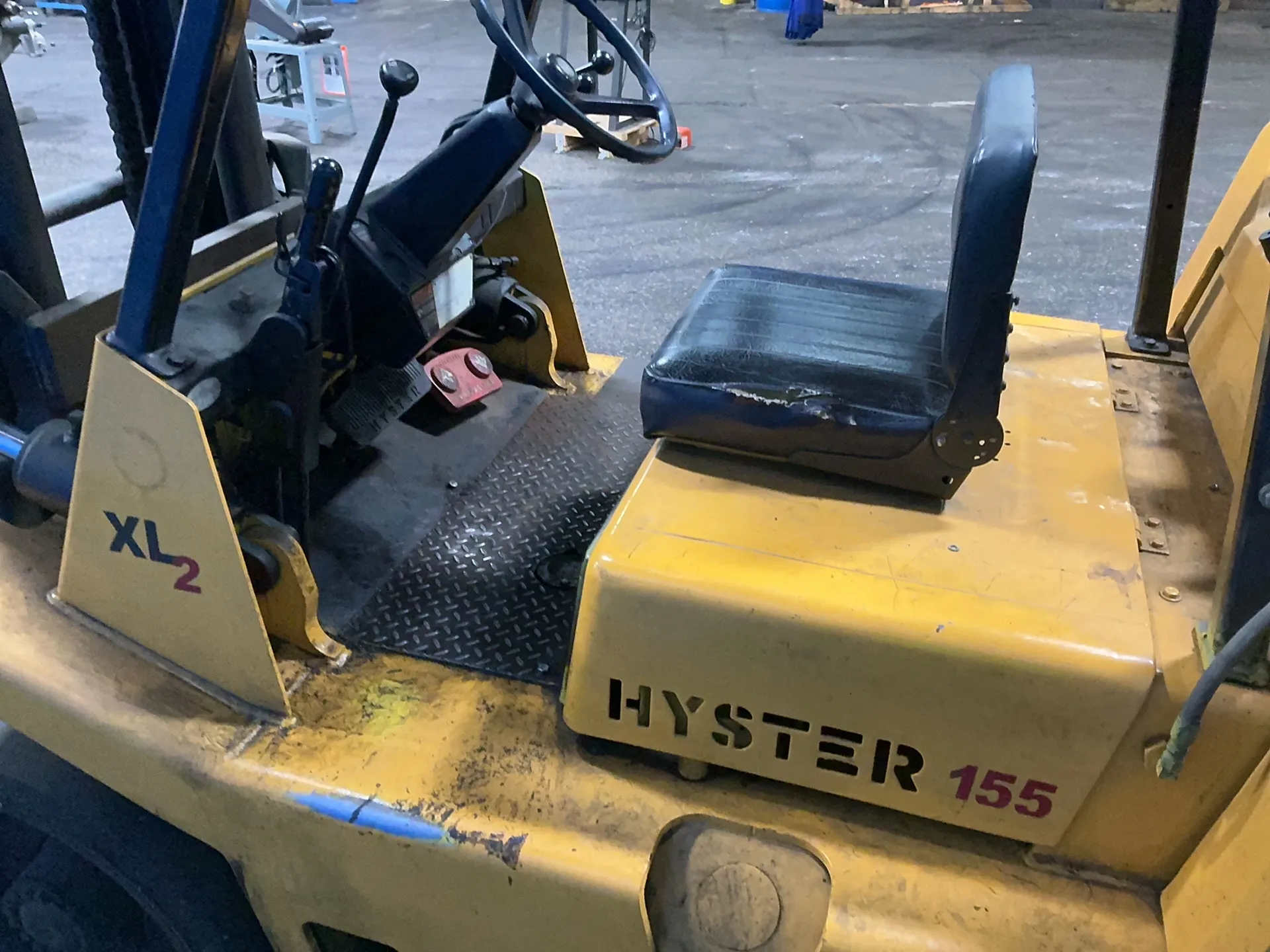 15700 lb. Hyster #S155XL, Propane Forklift, 86" mast height, 6" x 60" forks, 48,897 hours - Image 5