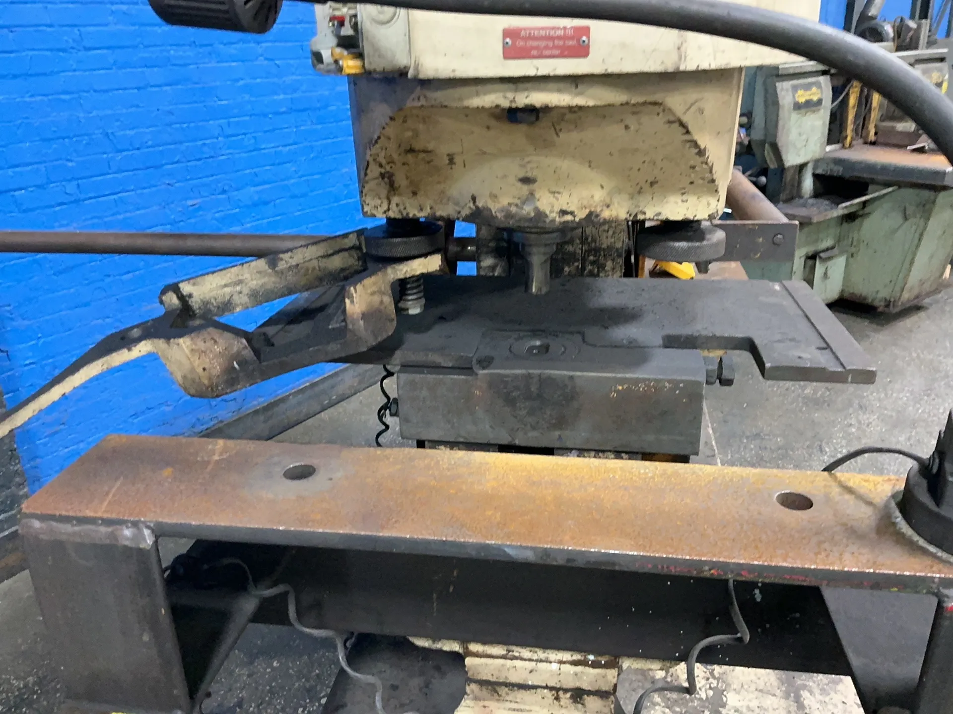 Geka #HYD-110, Ironworker, 2" square capacity, 2" diameter capacity, 24" x 5/8" rectangular capacity, 240/480 - Image 6