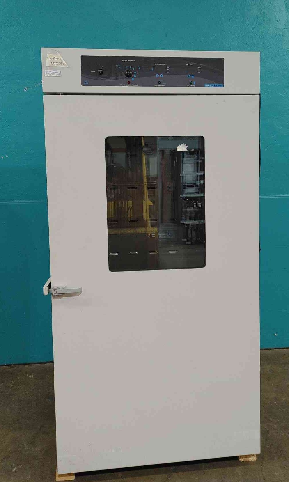 Shel Lab #SCO31, reach-in CO2 incubator, 30 cu.ft. stainless steel chamber, 115 V. - Image 1