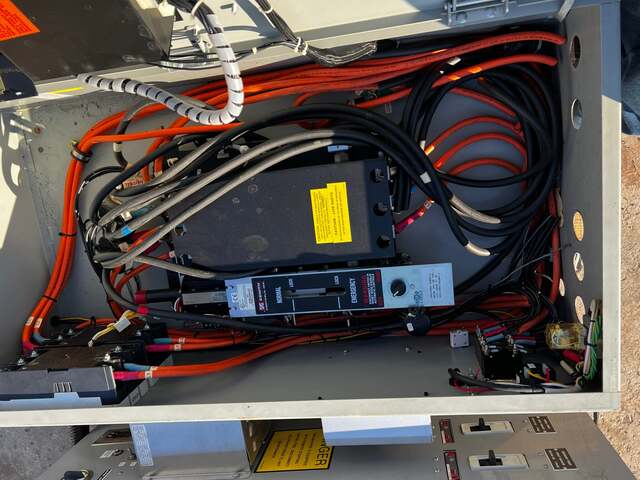 260 Amp. Zenith #ZTSL26EC-2, Automatic Transfer Switch, 120/240 Volts, 1 phase, service entrance rated, Nema - Image 10