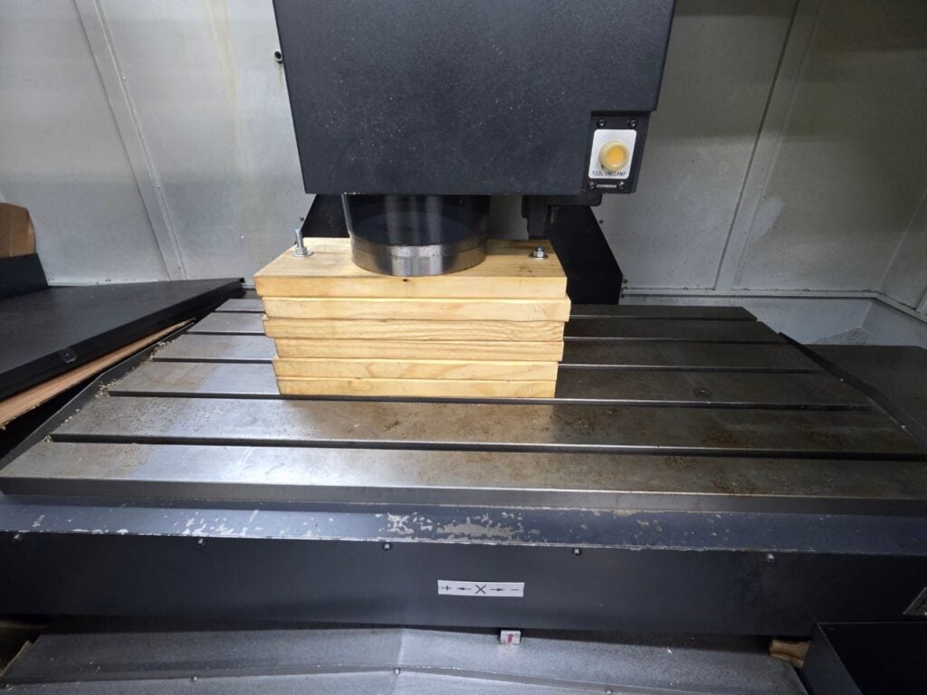 DN Solutions #Mynx-6500/50II, CNC vertical machining center, Fanuc i Series Plus, 50" X, 26.4" Y, 24.6" Z - Image 7