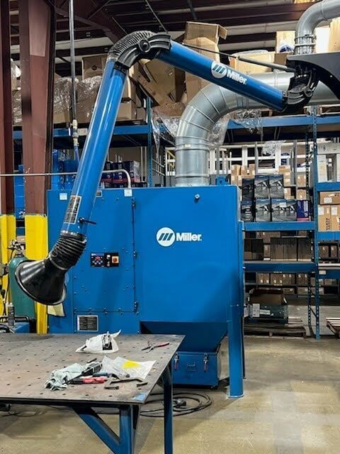 Miller, PerformArc PA-350S, Panasonic robot, Servo driven indexing turntable pay per load 350 lbs., 2020 - Image 7